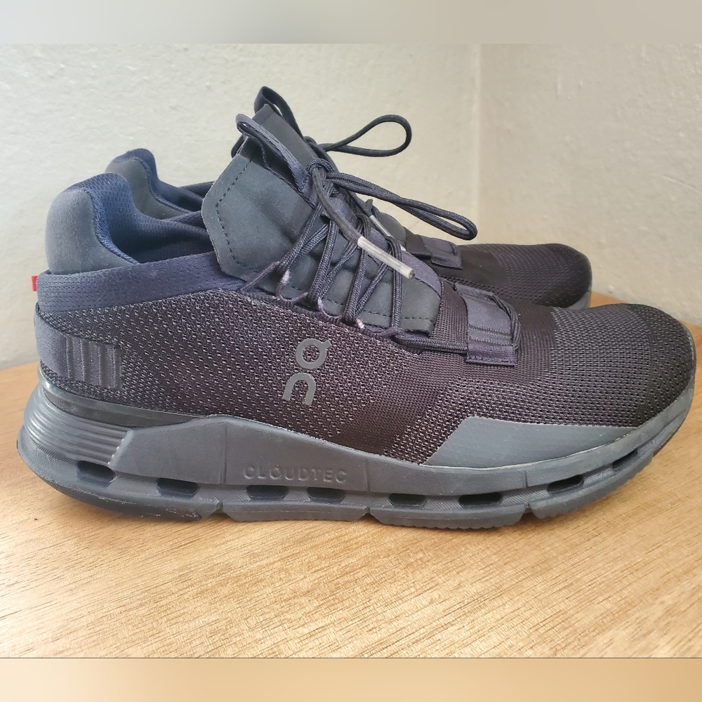 On Cloudnova Running Triple Black Sneaker Womens 10